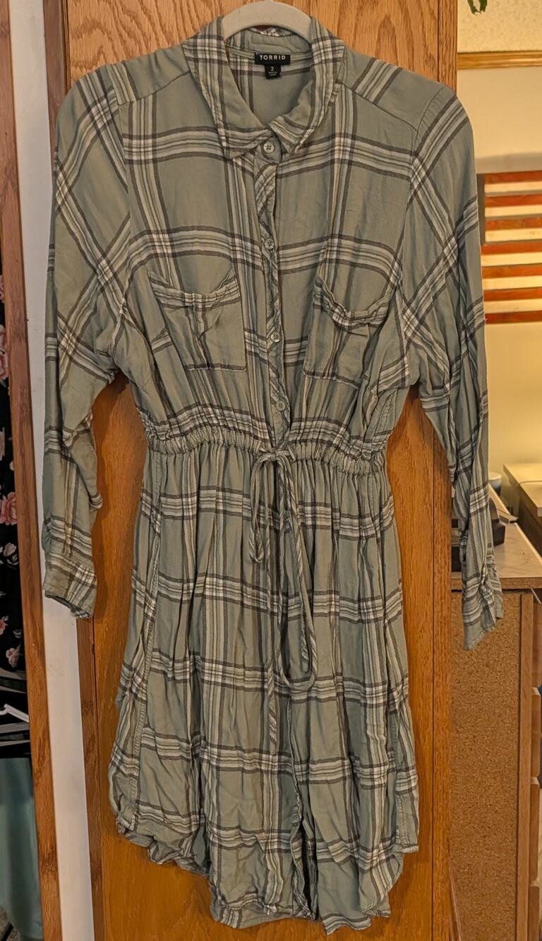 📚Women's 2 Torrid Dress